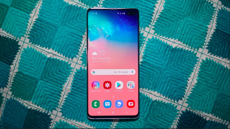 <i>Cekrak-Cekrek</i> Pakai Galaxy S10 Langsung <i>Upload</i> ke IG Stories <i>Cekrak-Cekrek</i> Pakai Galaxy S10 Langsung <i>Upload</i> ke IG Stories