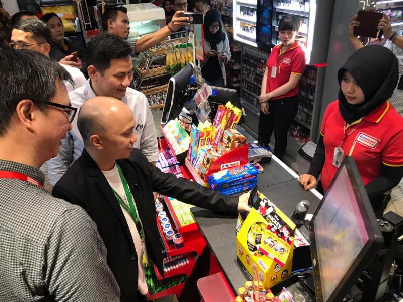 Begini Cara Beli Ponsel bisa Ngutang di Alfamart Pakai Wizphone Begini Cara Beli Ponsel bisa Ngutang di Alfamart Pakai Wizphone