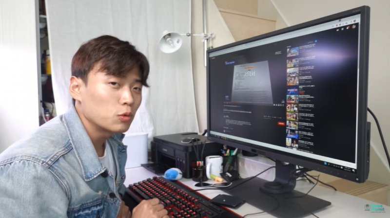 YouTube Korea Roemit Viralkan Jenazah ABK Indonesia Dibuang ke Laut YouTube Korea Roemit Viralkan Jenazah ABK Indonesia Dibuang ke Laut