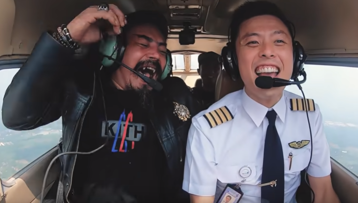 Deretan Artis yang Pernah Terbang Bareng Captain Vincent Raditya Deretan Artis yang Pernah Terbang Bareng Captain Vincent Raditya