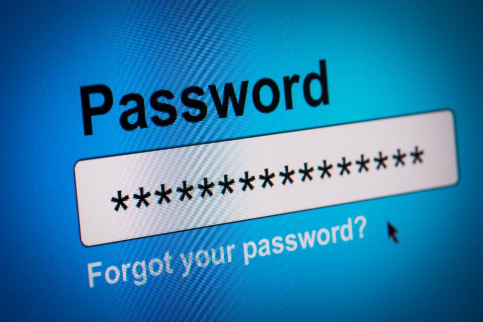 Hati-hati, Hacker Gampang Bobol Data Kalau Kita ‘Seragamin’ Password 