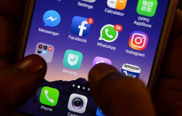 Gak Cuma Indonesia, ini Negara yang Alami Whatsapp cs <i>Down</i>