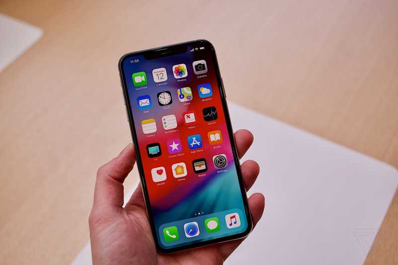 Tak Tahu Ada <i>Notch</i> di iPhone XS Max, Perempuan ini Gugat Apple Tak Tahu Ada <i>Notch</i> di iPhone XS Max, Perempuan ini Gugat Apple
