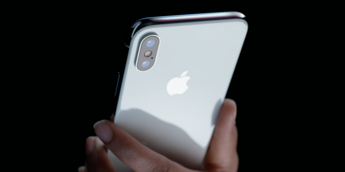 Apple Membuat Nyata Layar iPhone Dilipat