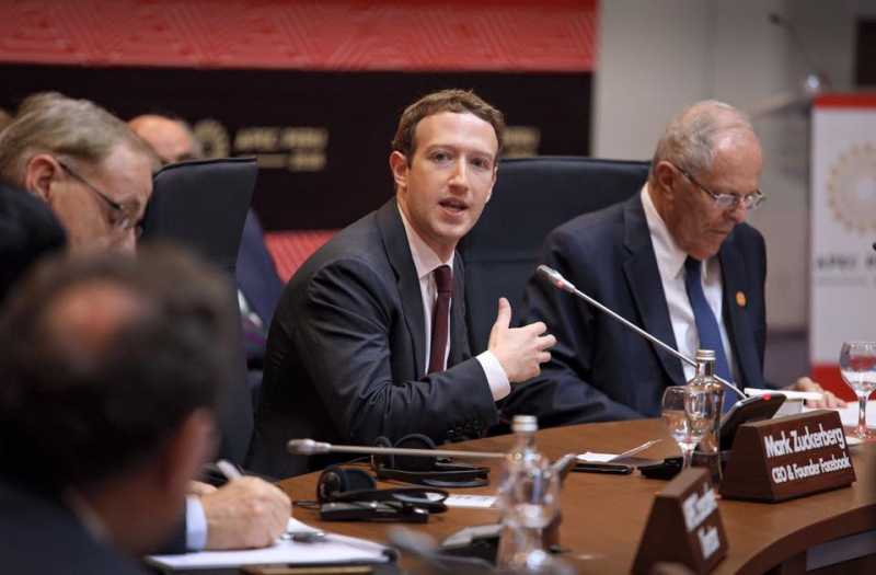 Zuckerberg Kritik Sikap Twitter yang Bikin Trump Ngambek Zuckerberg Kritik Sikap Twitter yang Bikin Trump Ngambek