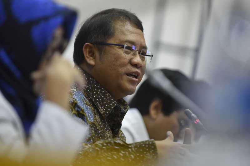Jelang Pensiun, Menkominfo Sahkan Aturan Pemblokiran Ponsel BM Jelang Pensiun, Menkominfo Sahkan Aturan Pemblokiran Ponsel BM