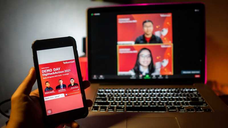 Telkomsel Temukan 3 Ide Terbaik di Sektor Periklanan Digital Telkomsel Temukan 3 Ide Terbaik di Sektor Periklanan Digital