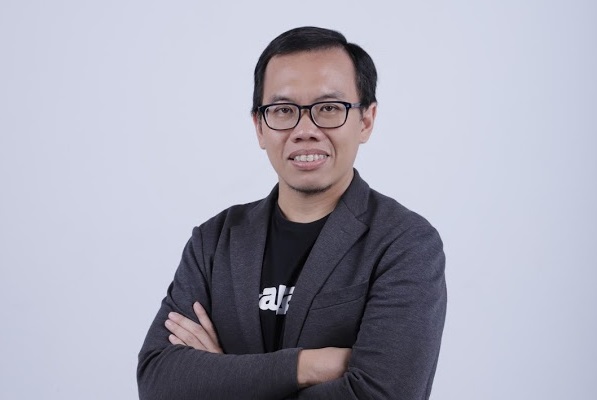 Direktur Milenial Telkom Dorong Anak Muda Bikin Platform Digital dengan Nilai Lokal Direktur Milenial Telkom Dorong Anak Muda Bikin Platform Digital dengan Nilai Lokal