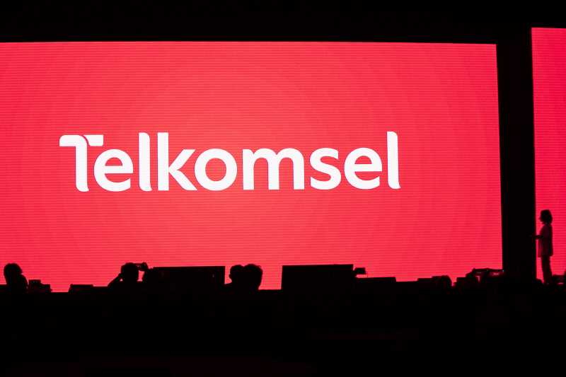 Membandingkan Makna Logo Telkomsel Baru dan Dulu