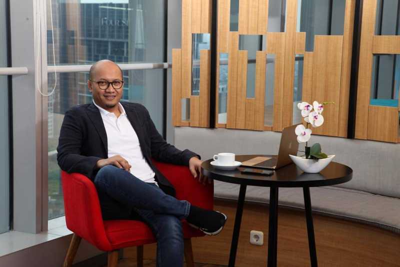 Bincang dengan Setyanto Hantoro: Apa Rasanya Jadi Pucuk Pimpinan Telkomsel? Bincang dengan Setyanto Hantoro: Apa Rasanya Jadi Pucuk Pimpinan Telkomsel?