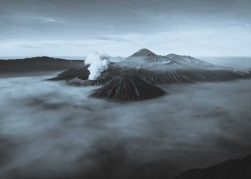 Meski Terus Erupsi, Gunung Bromo Tetap Aman untuk Dikunjungi Meski Terus Erupsi, Gunung Bromo Tetap Aman untuk Dikunjungi