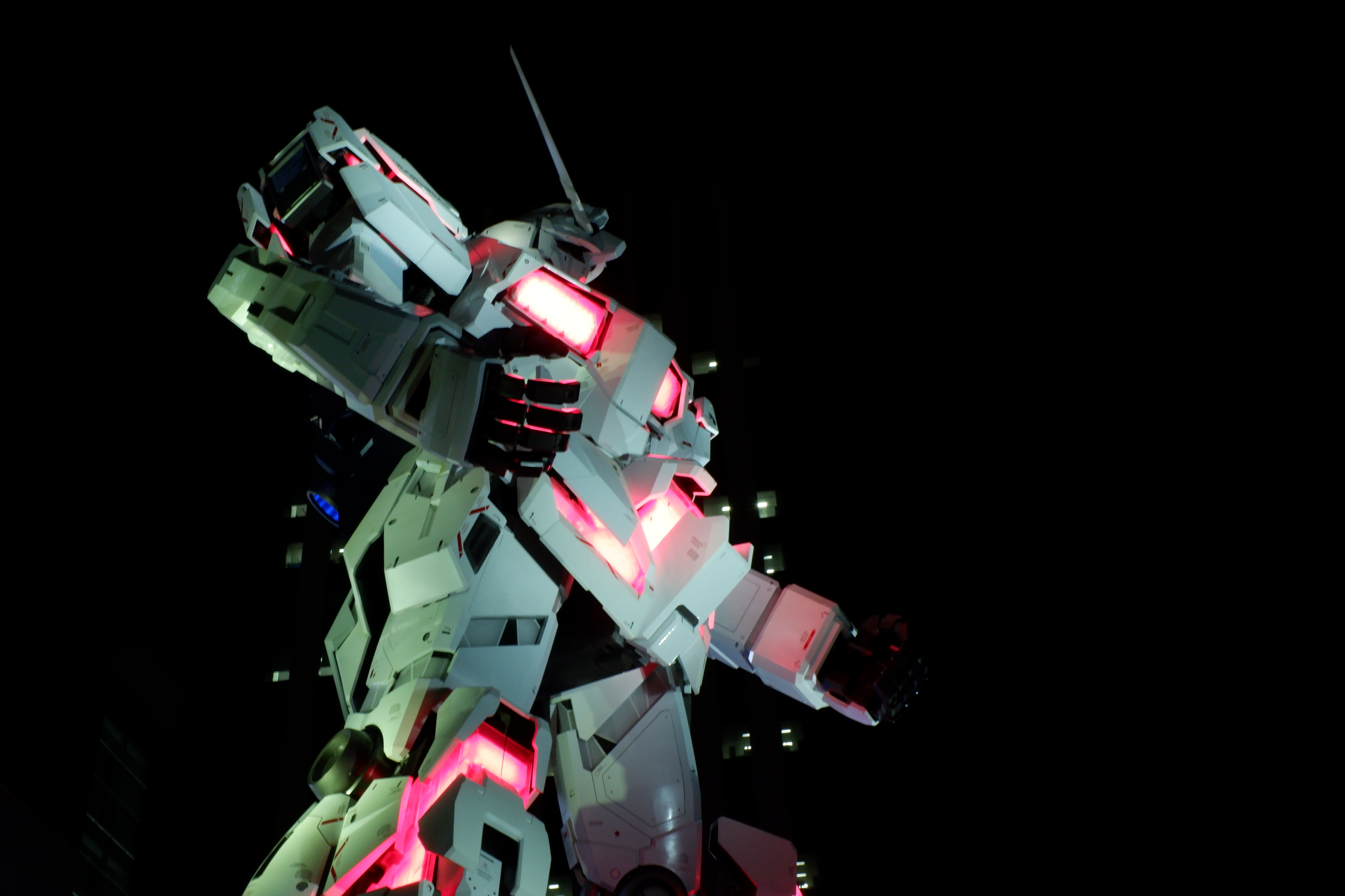 Terkesima dengan Gundam Unicorn Raksasa di Odaiba
