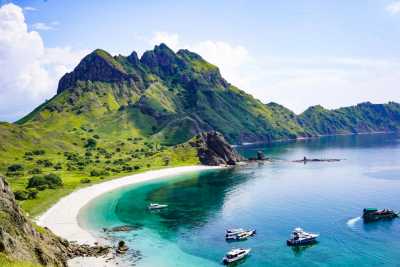 Labuan Bajo Bakal Dikembangkan Jadi Kawasan Wisata Andalan