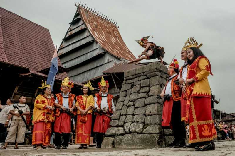 5 Hal Wajib Diketahui Sebelum Liburan ke 'Desa Lompat Batu' di Nias