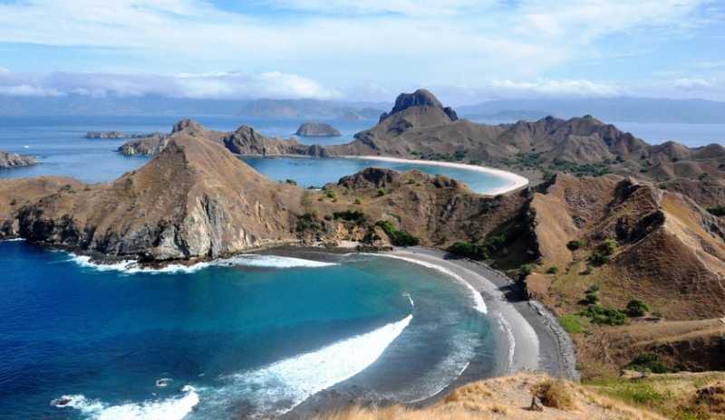Yuk, Eksplor Keindahan Pulau Komodo Sebelum Ditutup! Yuk, Eksplor Keindahan Pulau Komodo Sebelum Ditutup!