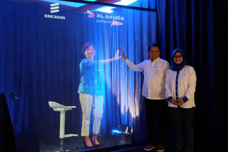 XL Axiata Uji Coba Teknologi 5G Pakai Hologram XL Axiata Uji Coba Teknologi 5G Pakai Hologram