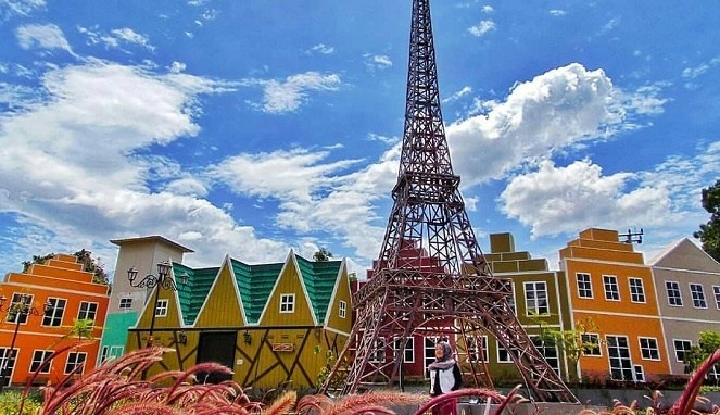 Devoyage, Tempat Liburan Seru Bernuansa Eropa di Bogor