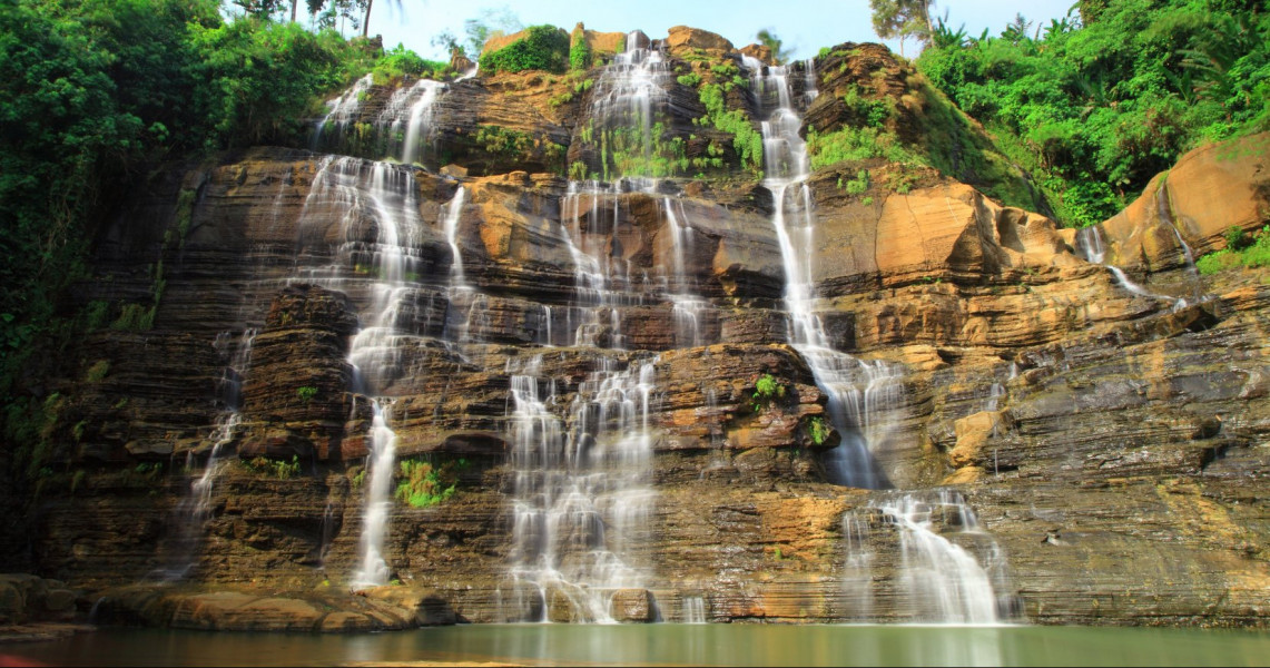 5 Rekomendasi Wisata <i>Curug</i> di Sukabumi, Wajib ke Sini Saat Akhir Pekan