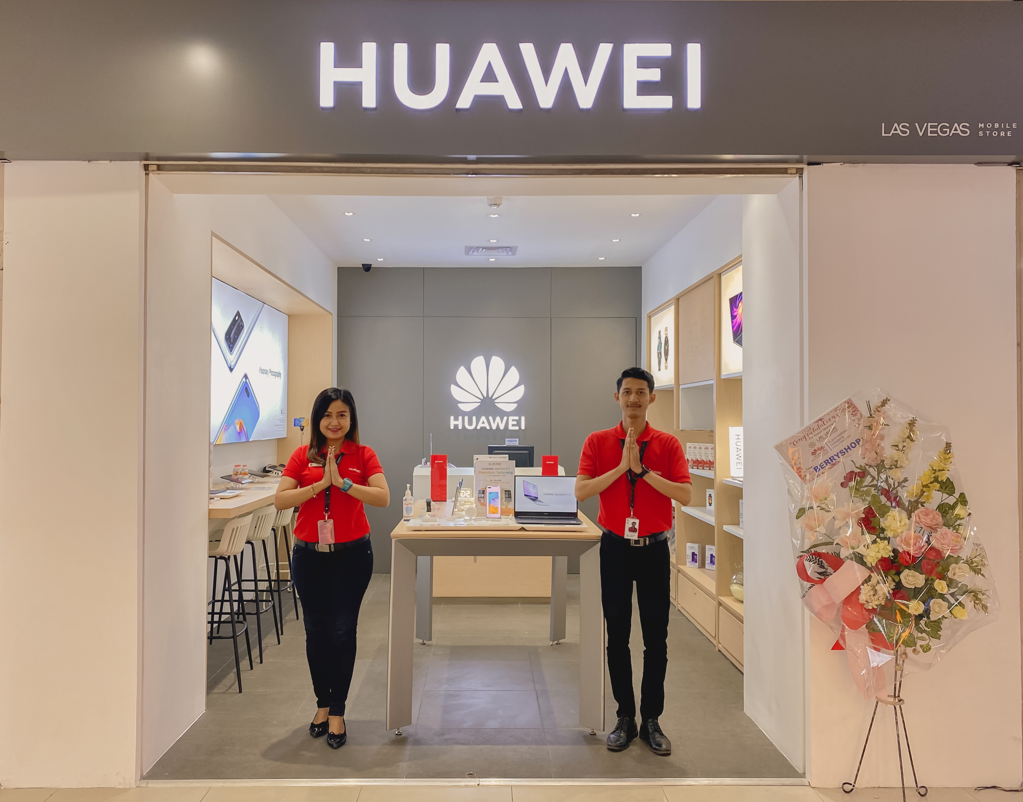 Huawei High-End Experience Store Surabaya Ada di Plasa Marina