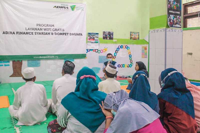 Program Taman Belajar Berikan Wifi Gratis untuk Pesantren Program Taman Belajar Berikan Wifi Gratis untuk Pesantren