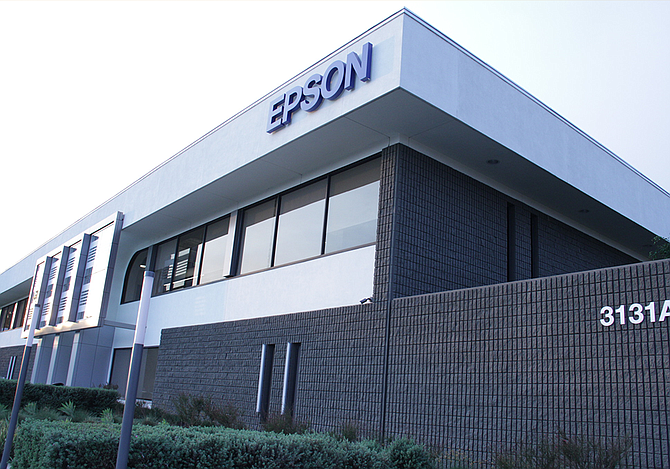 Epson Optimistis Tatap 2021, Masih Ada Pasar Pendidikan yang Butuh Proyektor Epson Optimistis Tatap 2021, Masih Ada Pasar Pendidikan yang Butuh Proyektor