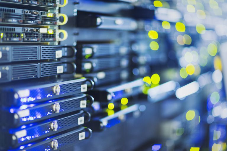 Q2 2020, Pengapalan Server Global Naik 18,4 Persen Jadi 3,2 Juta Unit Q2 2020, Pengapalan Server Global Naik 18,4 Persen Jadi 3,2 Juta Unit