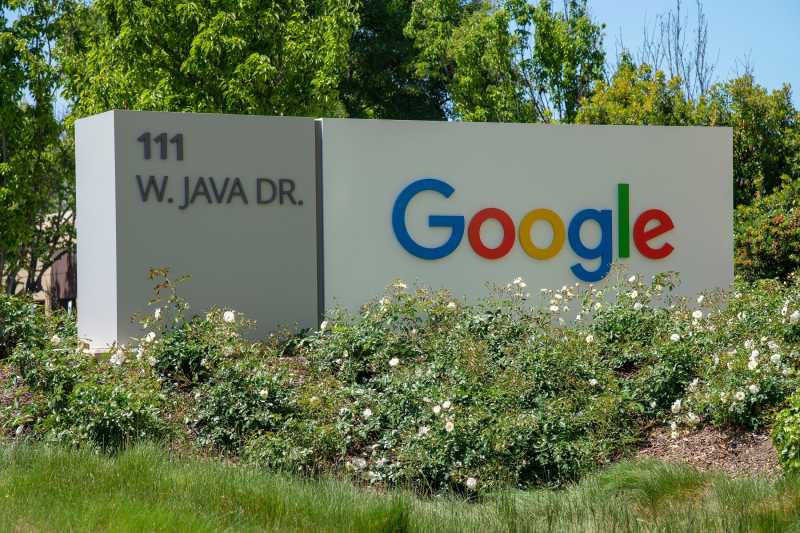 Google Ancam Pecat Karyawan yang Ogah Patuhi Aturan Vaksin Google Ancam Pecat Karyawan yang Ogah Patuhi Aturan Vaksin