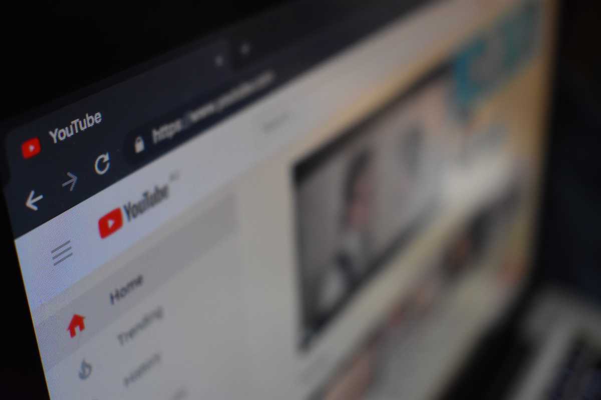 Sempat Dihapus, YouTube Kembali Hadirkan Iklan di Video Berbau Corona Sempat Dihapus, YouTube Kembali Hadirkan Iklan di Video Berbau Corona
