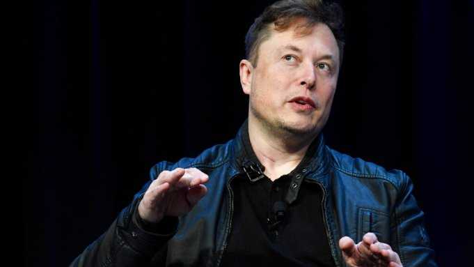 Nurut Sama Netizen, Elon Musk Jual Saham Tesla Rp15 Triliun Nurut Sama Netizen, Elon Musk Jual Saham Tesla Rp15 Triliun