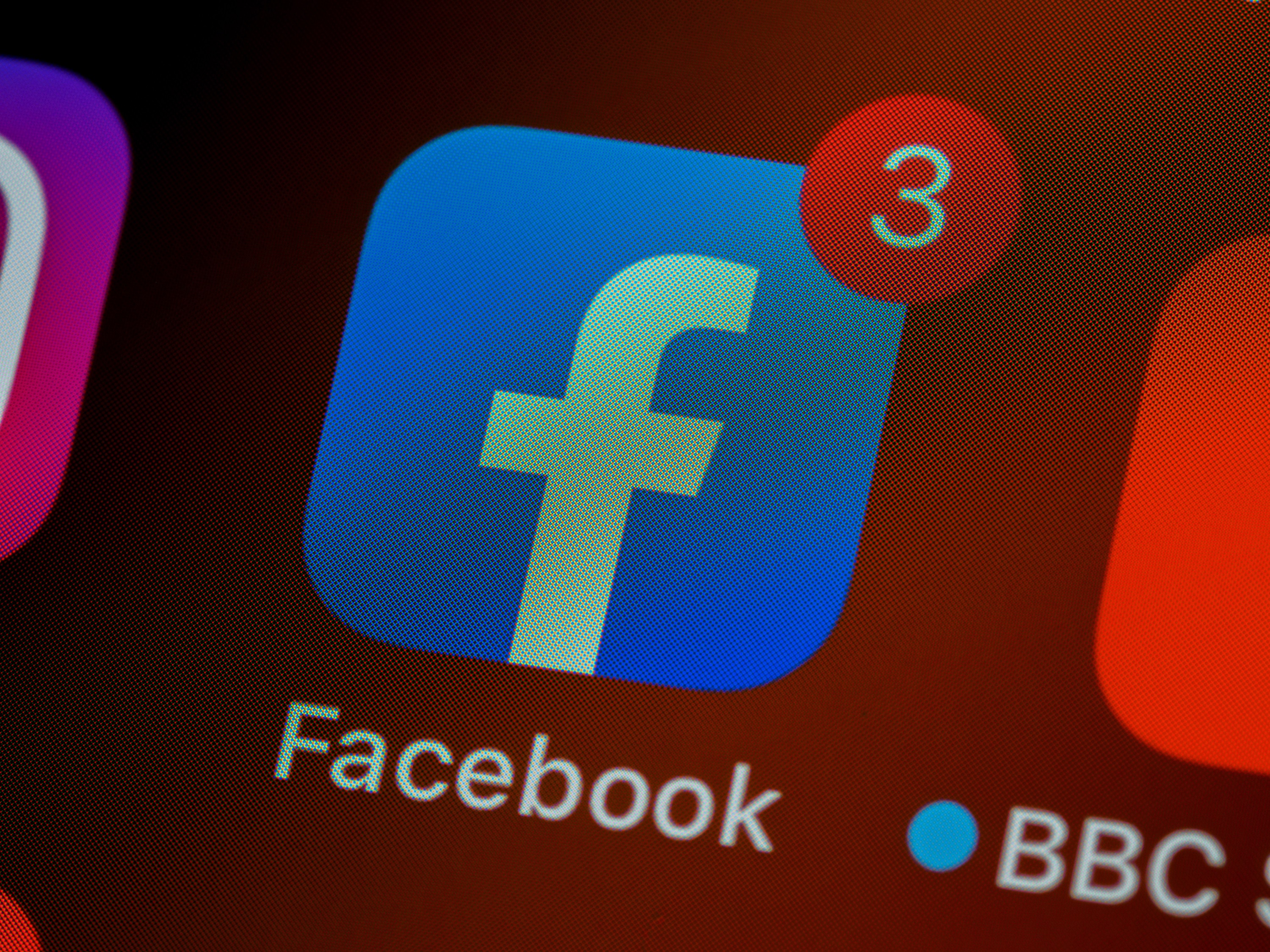 Kepincut TikTok dan Instagram, Milenial: <i>Adios</i> Facebook!