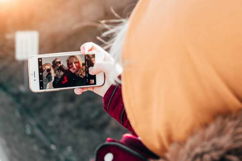 Tips Seru Bikin Konten Video Menarik Pakai Smartphone Tips Seru Bikin Konten Video Menarik Pakai Smartphone