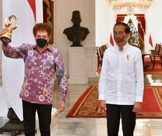 Jokowi Ajak Netizen Dukung Konser Virtual God Bless Jokowi Ajak Netizen Dukung Konser Virtual God Bless