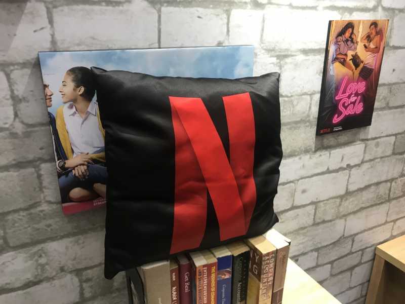 Warga Twitter Bilang Telkomsel Sudah Buka Blokir Netflix, Emang Iya? Warga Twitter Bilang Telkomsel Sudah Buka Blokir Netflix, Emang Iya?