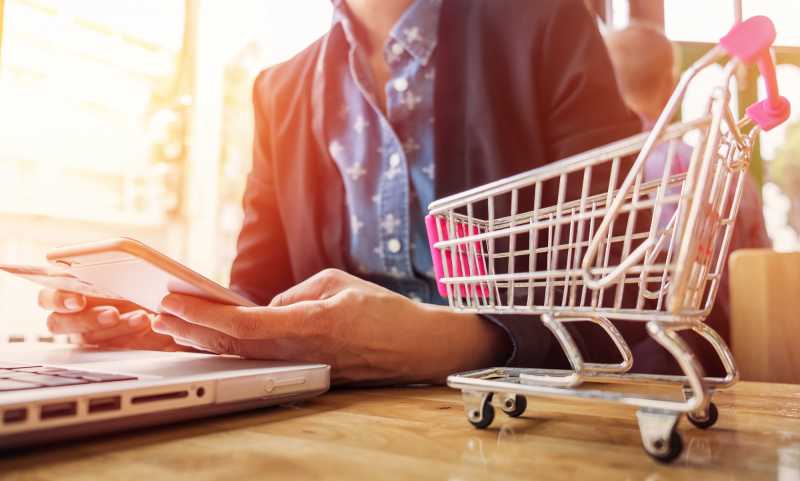 Gegara COVID-19, UMKM Konvensional dan Petani Beralih ke E-Commerce Gegara COVID-19, UMKM Konvensional dan Petani Beralih ke E-Commerce