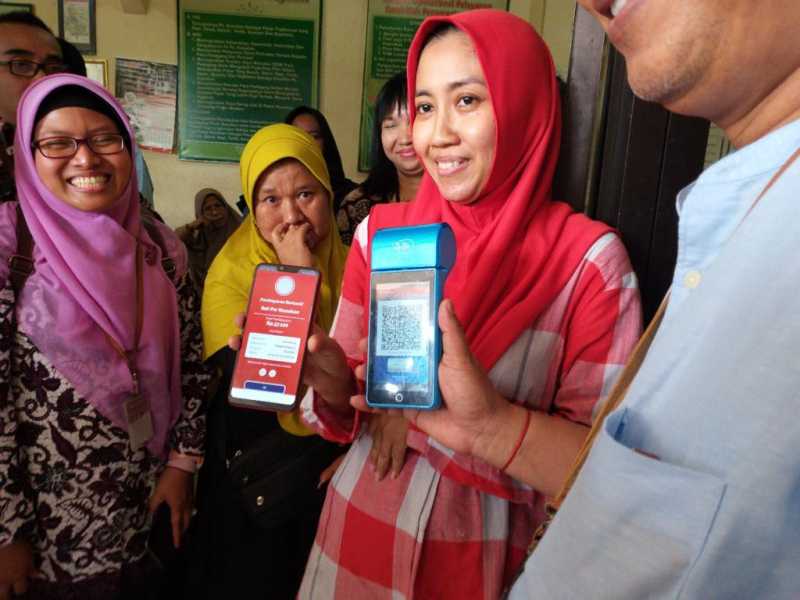 QRen Dukung Pemerintah Wujudkan Smart City Melalui Pembayaran via QR QRen Dukung Pemerintah Wujudkan Smart City Melalui Pembayaran via QR