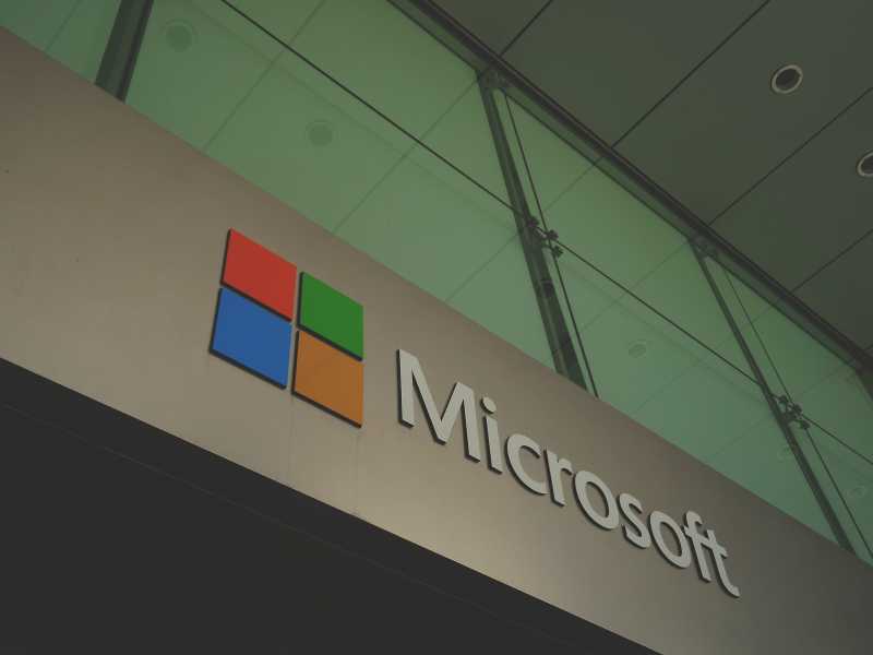 Microsoft Tutup Toko Fisik Permanen, Penjualan Beralih ke Online