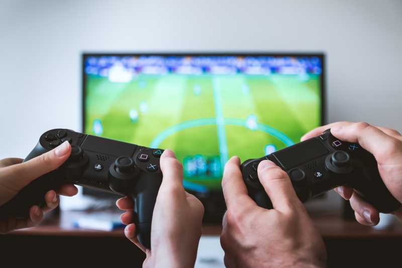 5 Keunggulan Cloud Game Dibanding Game Konvensional 5 Keunggulan Cloud Game Dibanding Game Konvensional