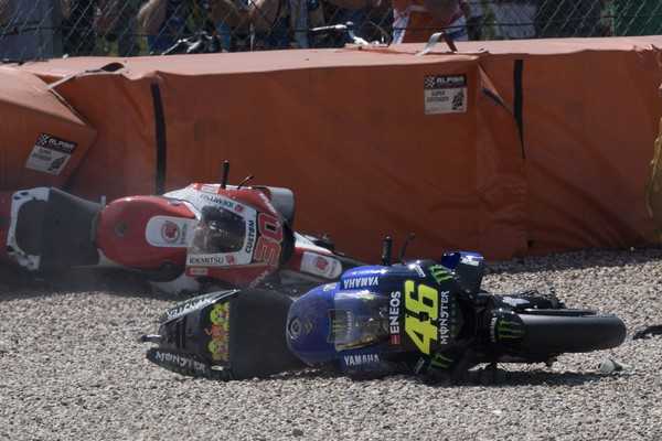 Berapa Harga Outfit Pembalap motoGP Agar Aman Saat Balapan? Tembus Rp 65 Jutaan! Berapa Harga Outfit Pembalap motoGP Agar Aman Saat Balapan? Tembus Rp 65 Jutaan!
