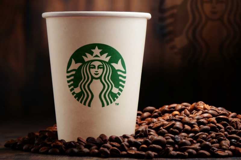 Greener Nusantara Solusi Starbucks Kurangi Sampah Plastik 