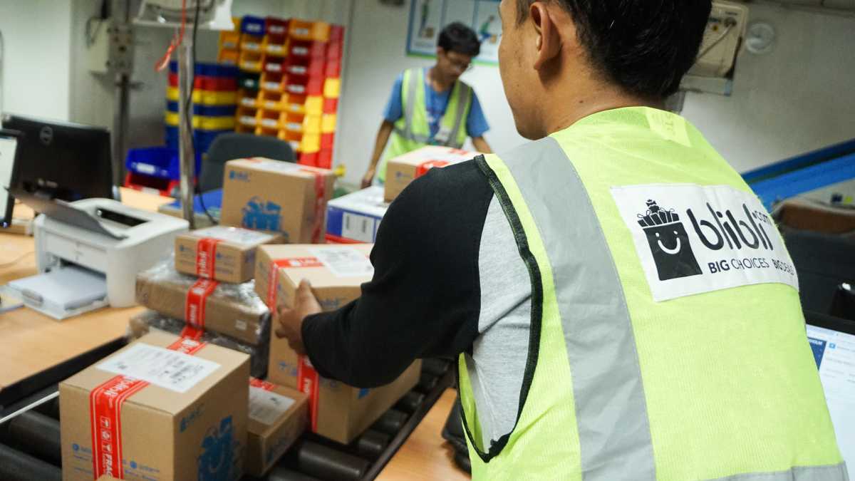 Cegah Corona, Blibli Terapkan Pengiriman Barang Tanpa Kontak Cegah Corona, Blibli Terapkan Pengiriman Barang Tanpa Kontak