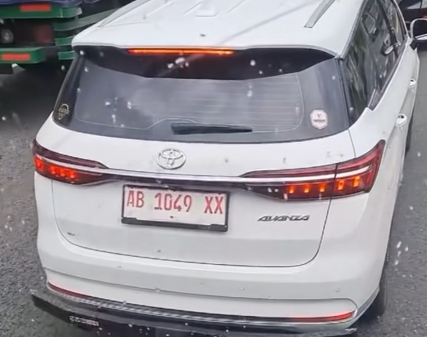 Sampai Ganti Emblem Avanza, Segitu Malunya Pakai Mobil China?