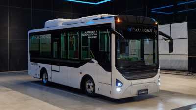 Laksana Rilis Bus Listrik Buatan Lokal Nucleus-6,  Futuristik deh!