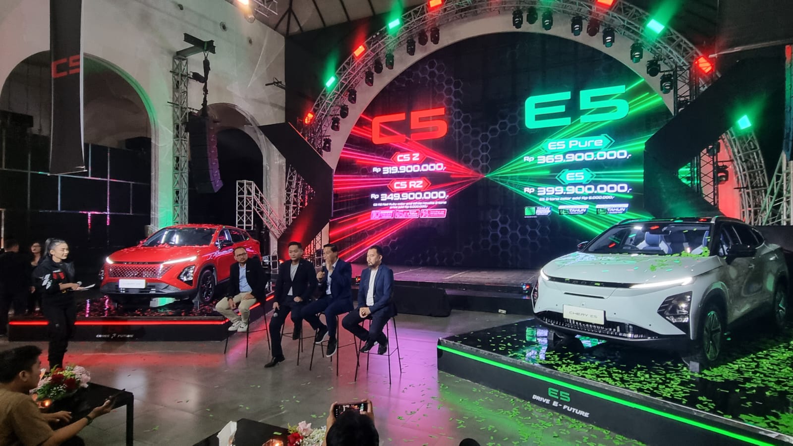 Chery C5 dan E5 Resmi Meluncur, Harga di Bawah Rp400 Juta Semua