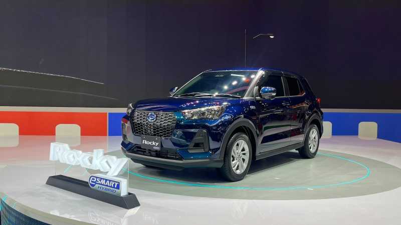 Komparasi Hybrid:  Rocky vs Tiggo Cross vs MG VS vs Suzuki Fronx