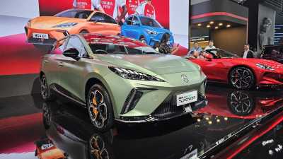 MG4 EV XPower Tampil di IIMS 2025, Versi Kencang Mobil Listrik MG<br>