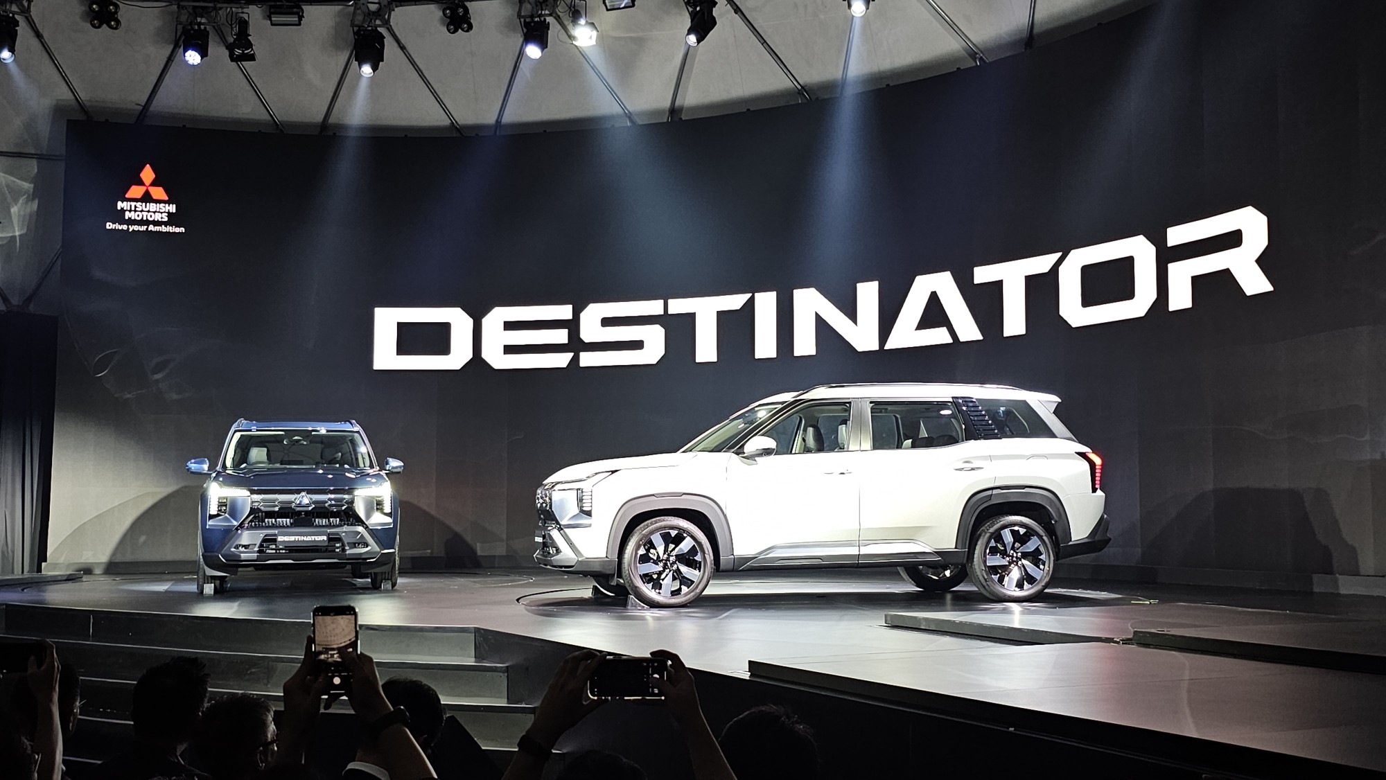 Pertama di Dunia, Mitsubishi Destinator Meluncur di Indonesia