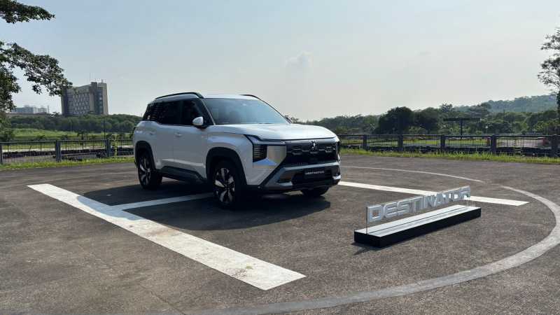 Mitsubishi Tegaskan Destinator Bukan XForce Versi Panjang Mitsubishi Tegaskan Destinator Bukan XForce Versi Panjang
