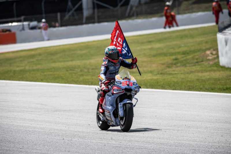 Rekor MotoGP Amerika: Dominasi Pembalap Spanyol di COTA!