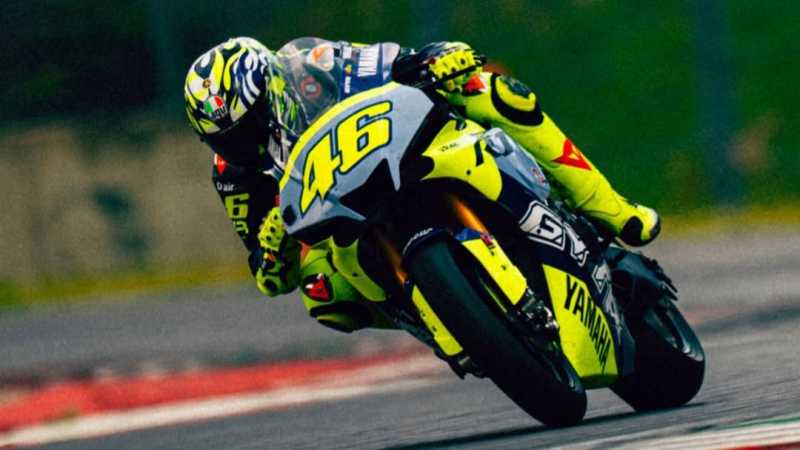 Valentino Rossi Turun ke Sirkuit Mugello Pakai Motor Yamaha