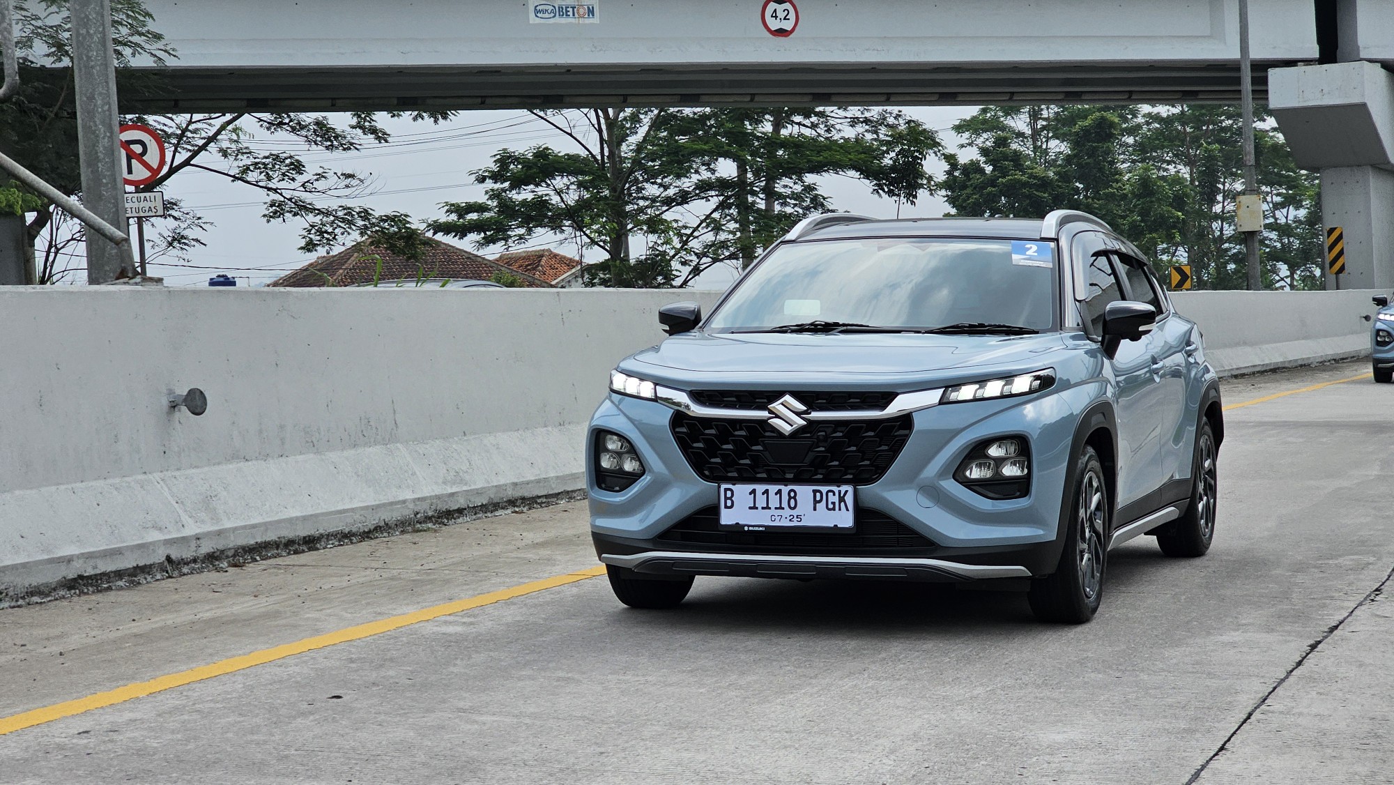 Fitur Keselamatan Standar Suzuki Fronx yang Ada di Semua Tipe